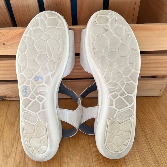 Camper Size 8 Cream Off-White Balloon Leather Adjustable T-Bar Heeled Sandals - Picture 13 of 13